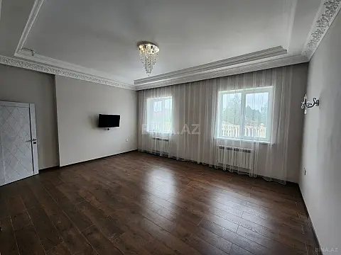 Kirayə verilir 5 otaqlı həyət evi 240 m²
