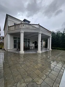 Kirayə verilir 5 otaqlı həyət evi 240 m² — Bakı, Novxanı 5 otaq 240.00 m²