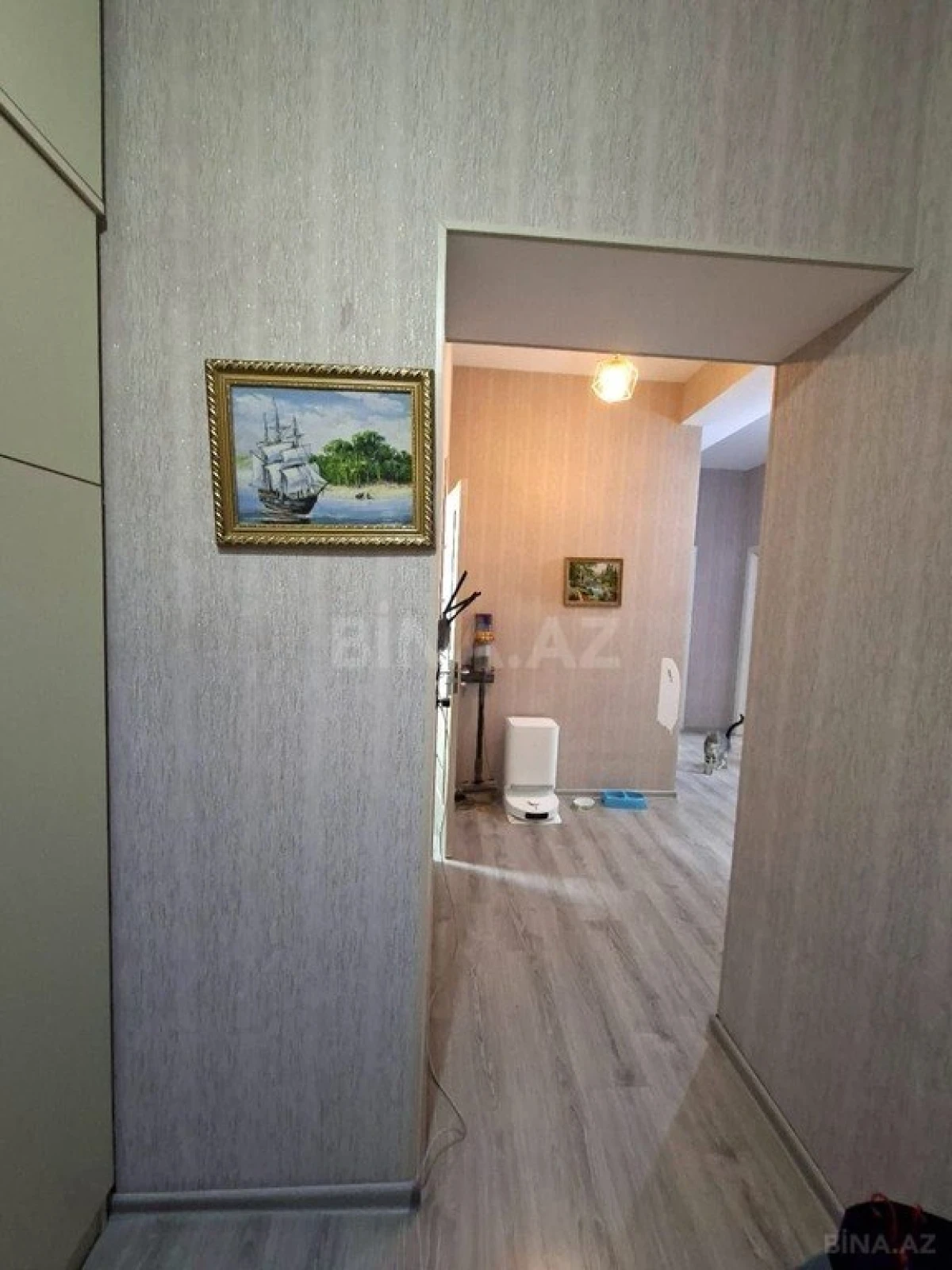 Satılır 3 otaqlı mənzil 98 m²