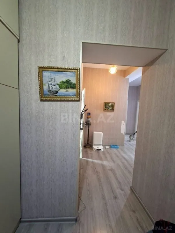 Satılır 3 otaqlı mənzil 98 m²