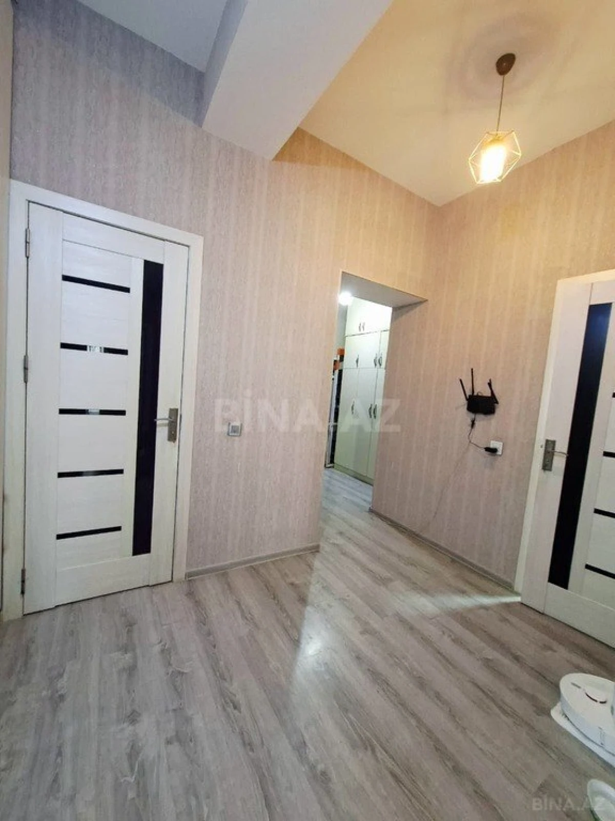Satılır 3 otaqlı mənzil 98 m²