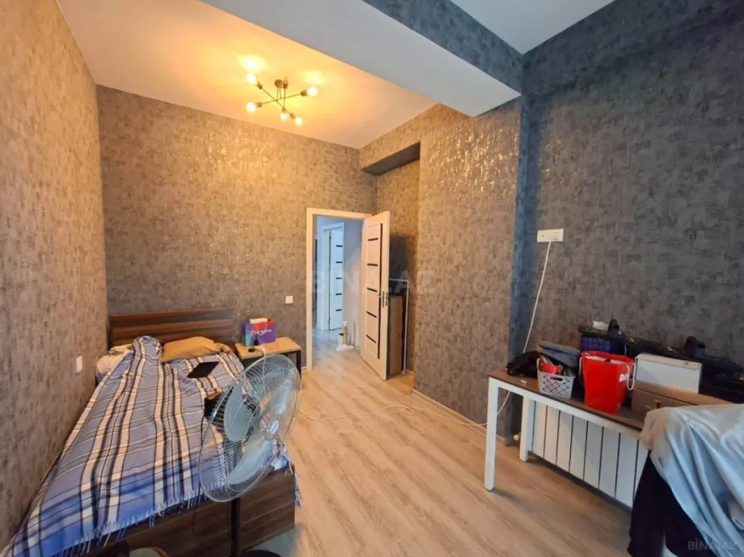 Satılır 3 otaqlı mənzil 98 m²