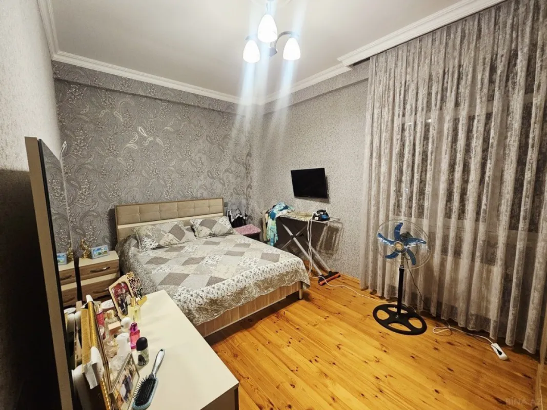 Satılır 3 otaqlı mənzil 106 m²