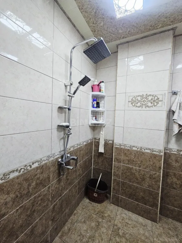 Satılır 3 otaqlı mənzil 106 m²