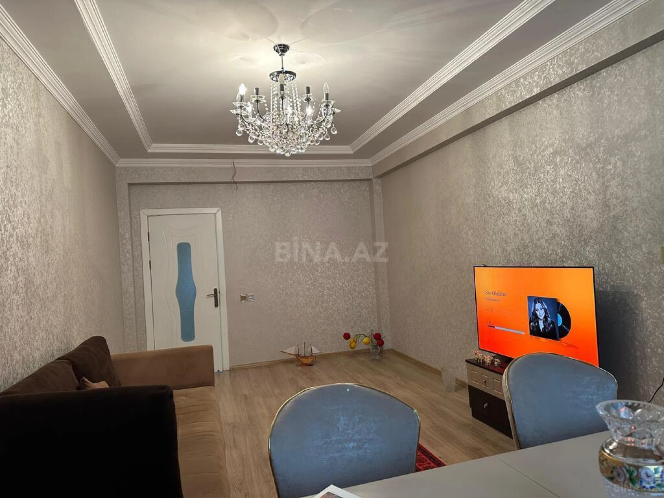 Satılır 3 otaqlı mənzil 120 m²