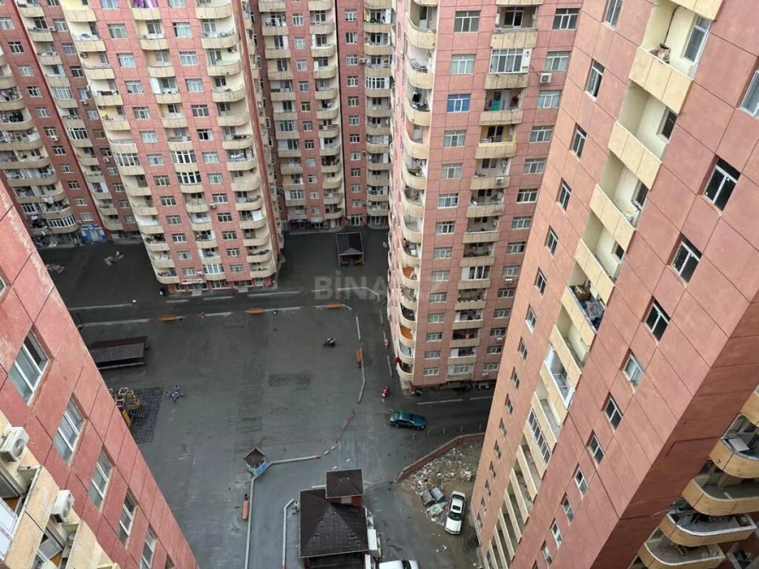Satılır 3 otaqlı mənzil 120 m²