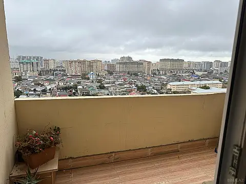 Satılır 3 otaqlı mənzil 120 m²