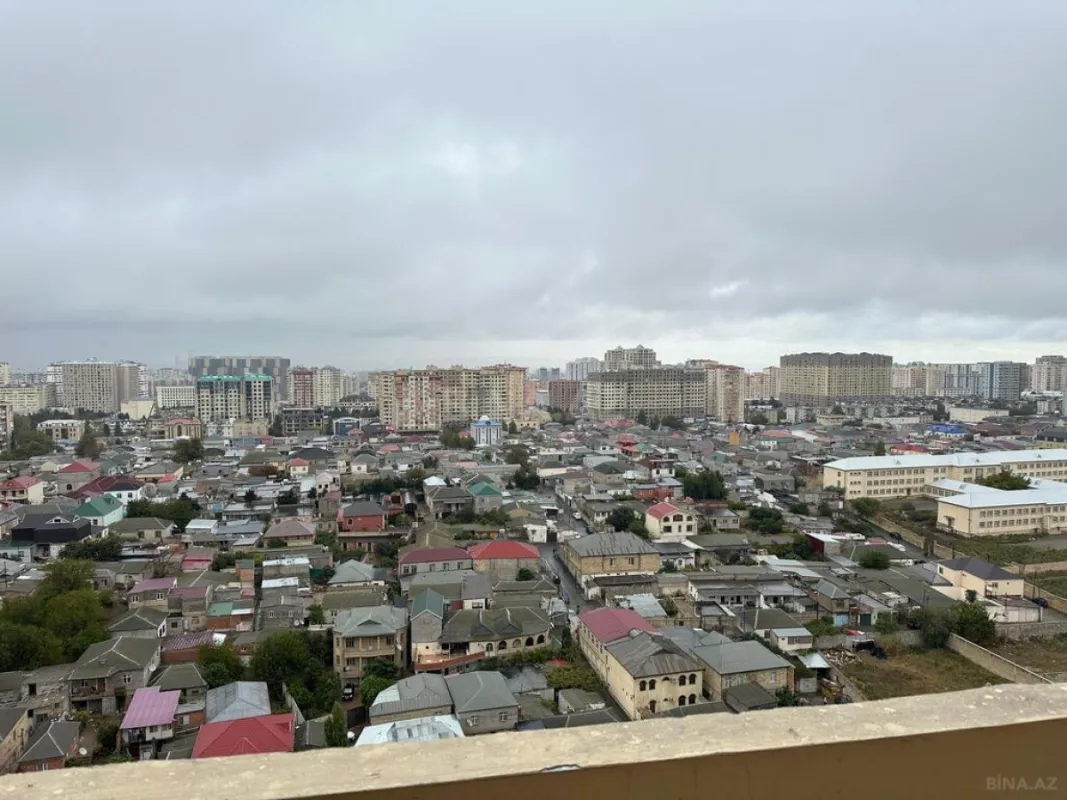 Satılır 3 otaqlı mənzil 120 m²