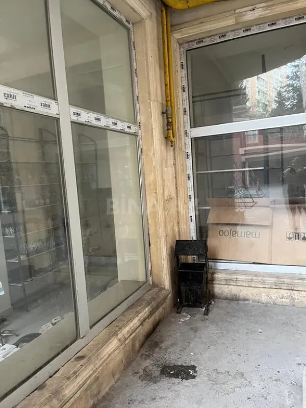 Satılır obyekt 54 m²