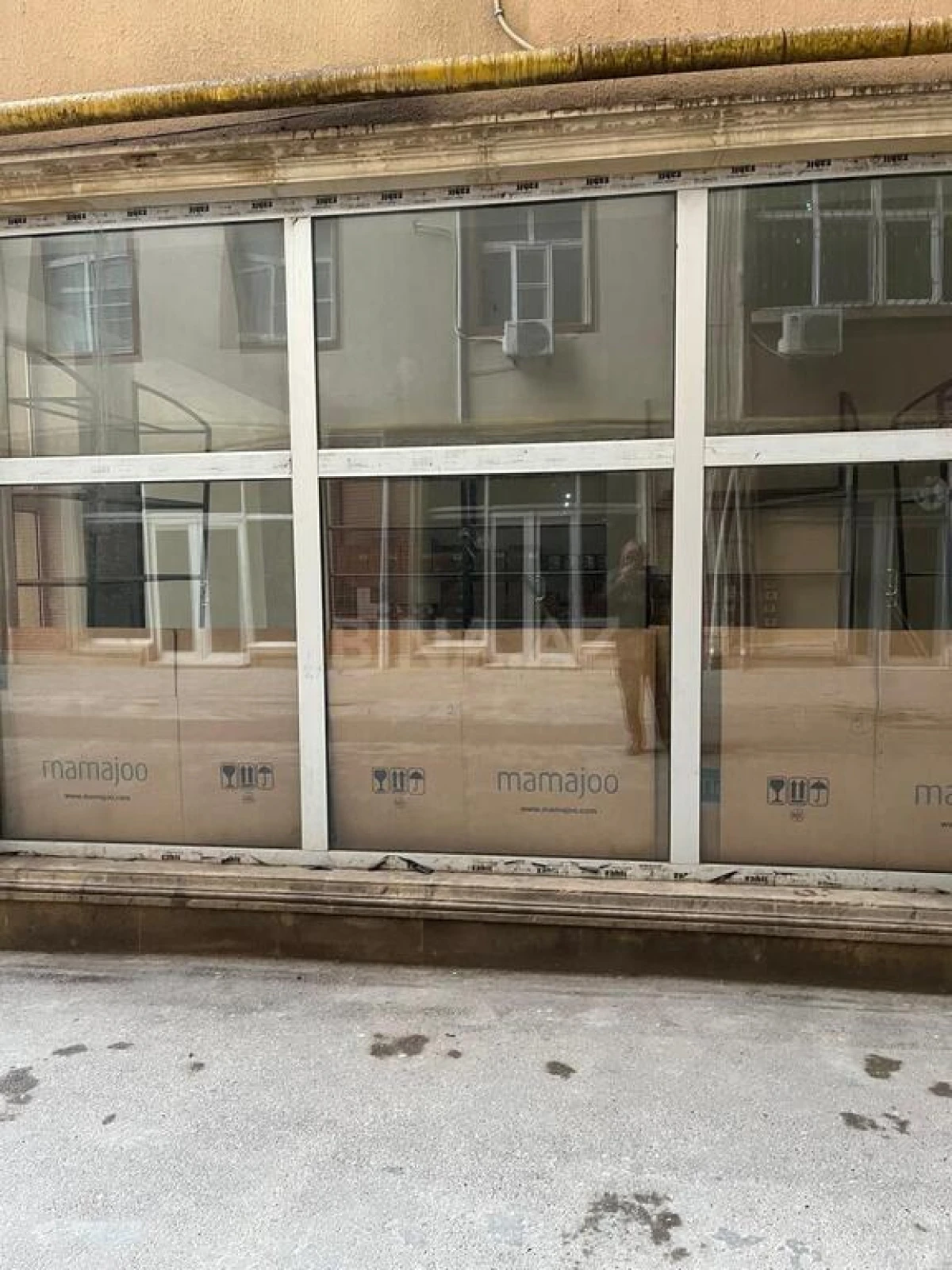 Satılır obyekt 54 m²