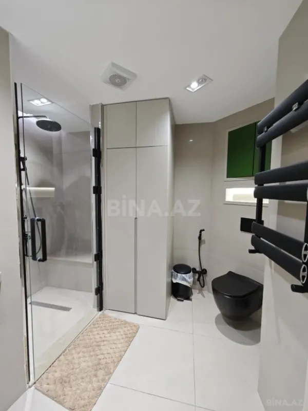 Kirayə verilir 2 otaqlı mənzil 88 m²