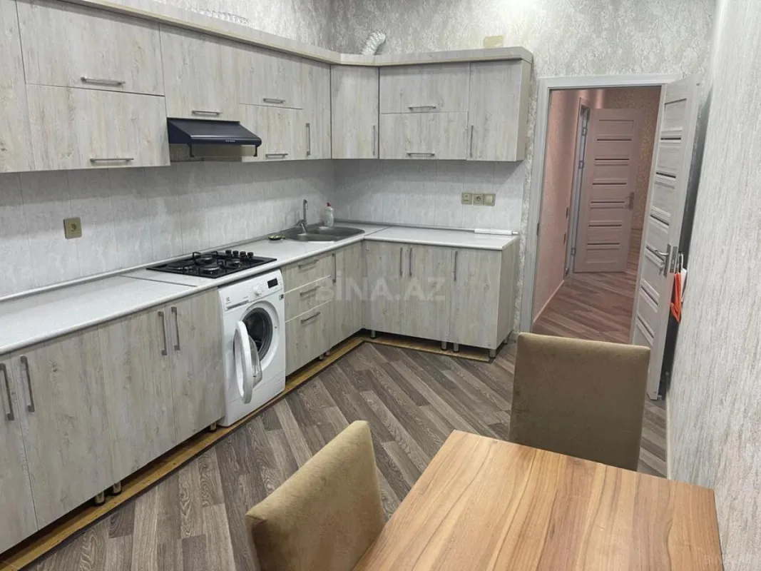 Satılır 2 otaqlı mənzil 100 m²