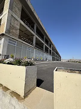 Satılır 2 otaqlı mənzil 77.5 m²