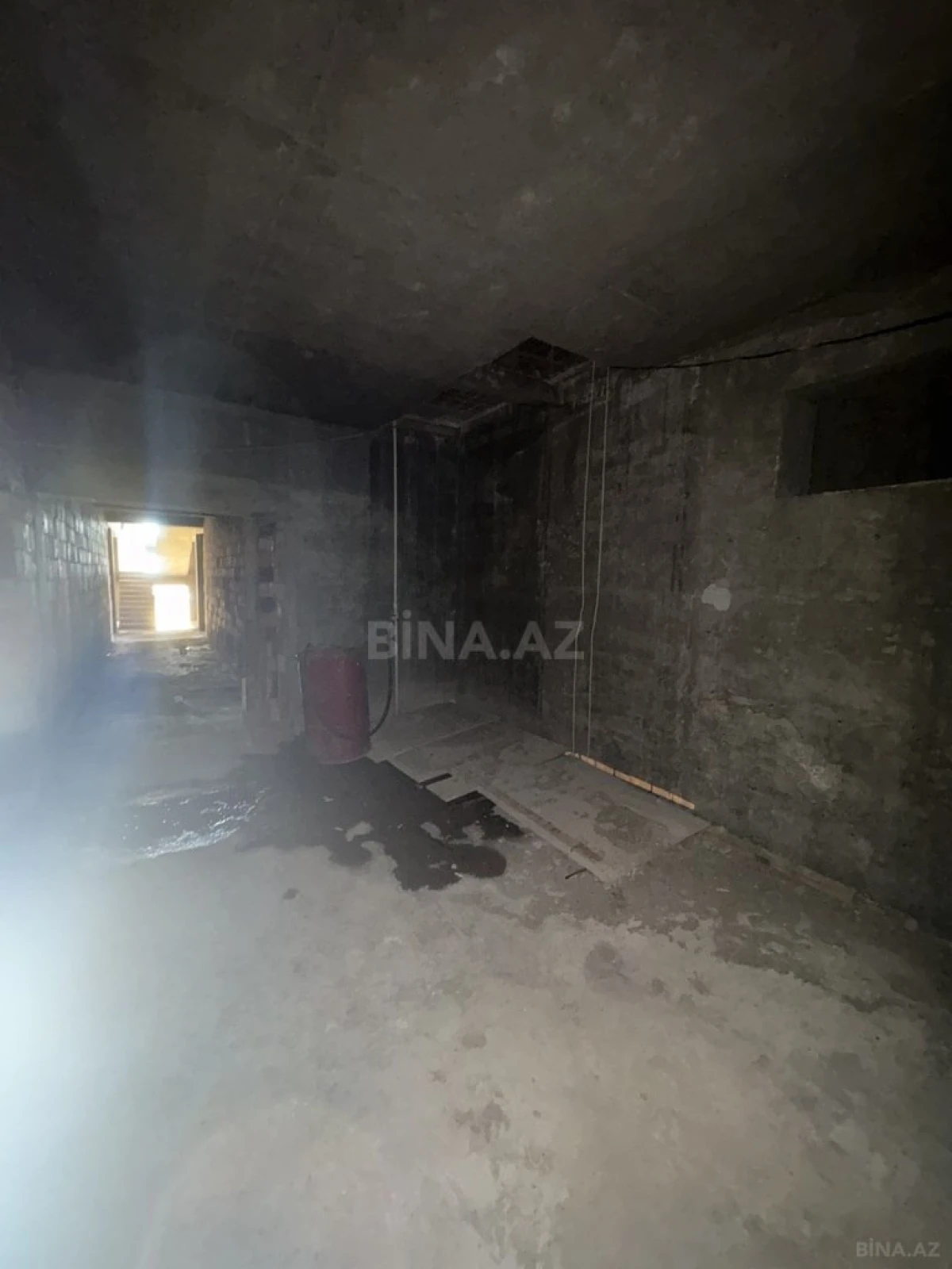 Satılır 2 otaqlı mənzil 77.5 m²