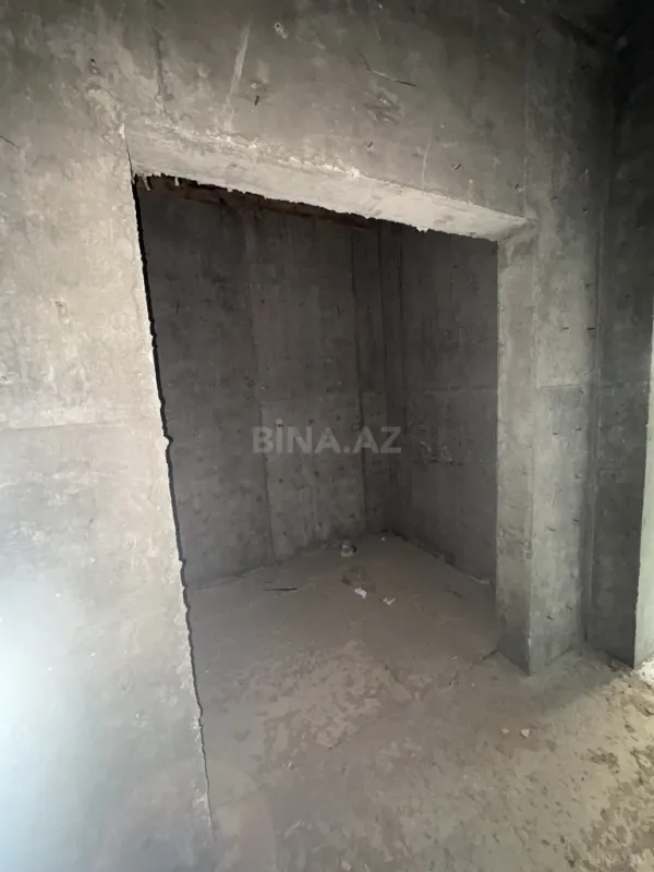 Satılır 2 otaqlı mənzil 77.5 m²