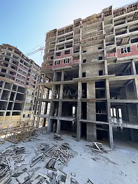 Satılır 2 otaqlı mənzil 77.5 m²