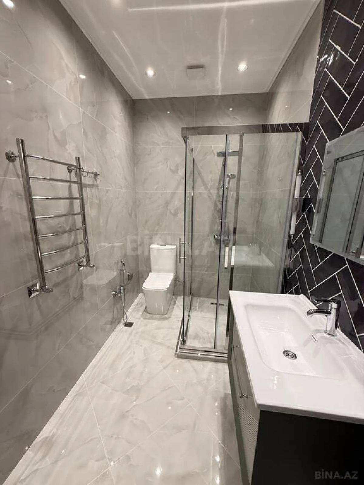 Satılır 3 otaqlı mənzil 70 m²