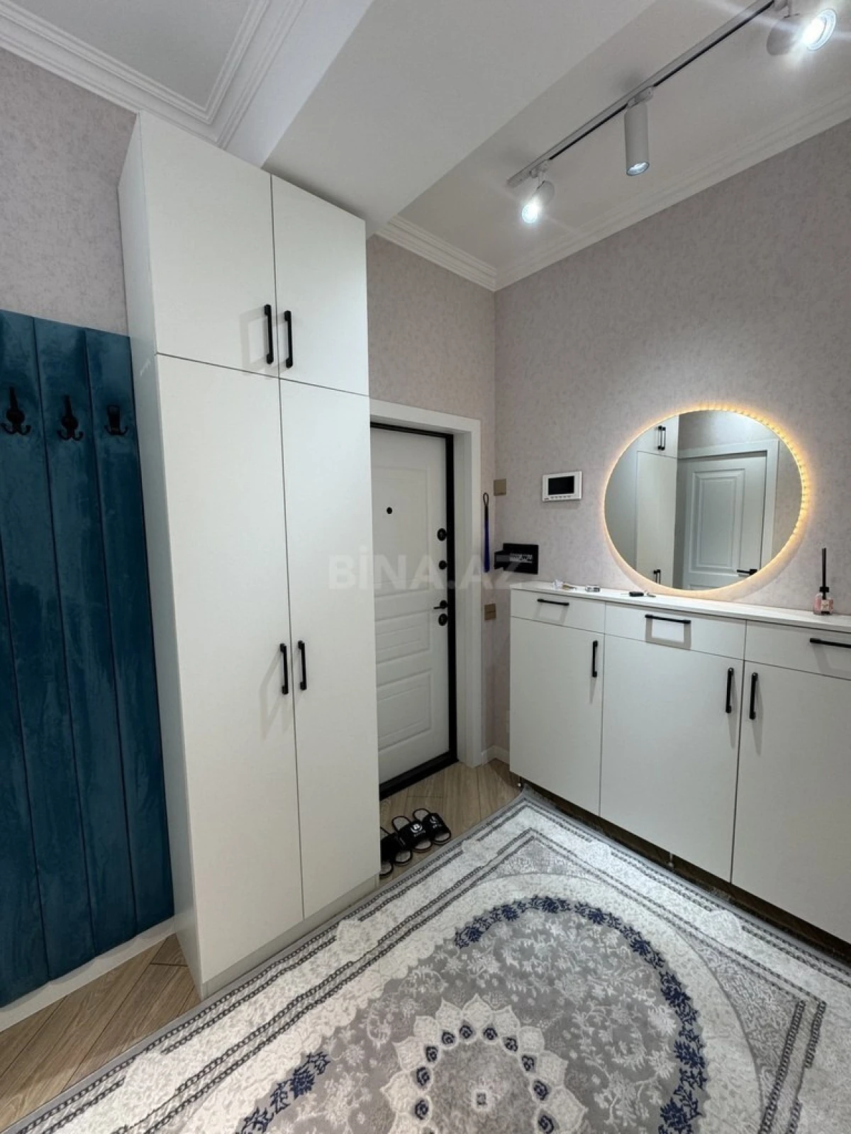 Satılır 2 otaqlı mənzil 56 m²