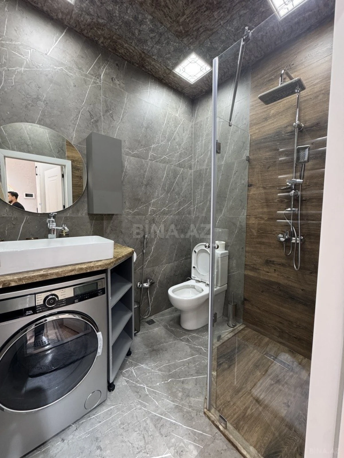 Satılır 2 otaqlı mənzil 56 m²