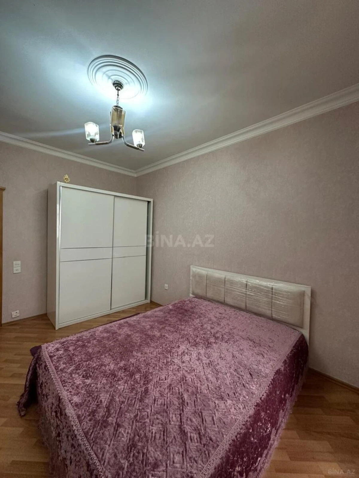 Kirayə verilir 3 otaqlı mənzil 92 m²