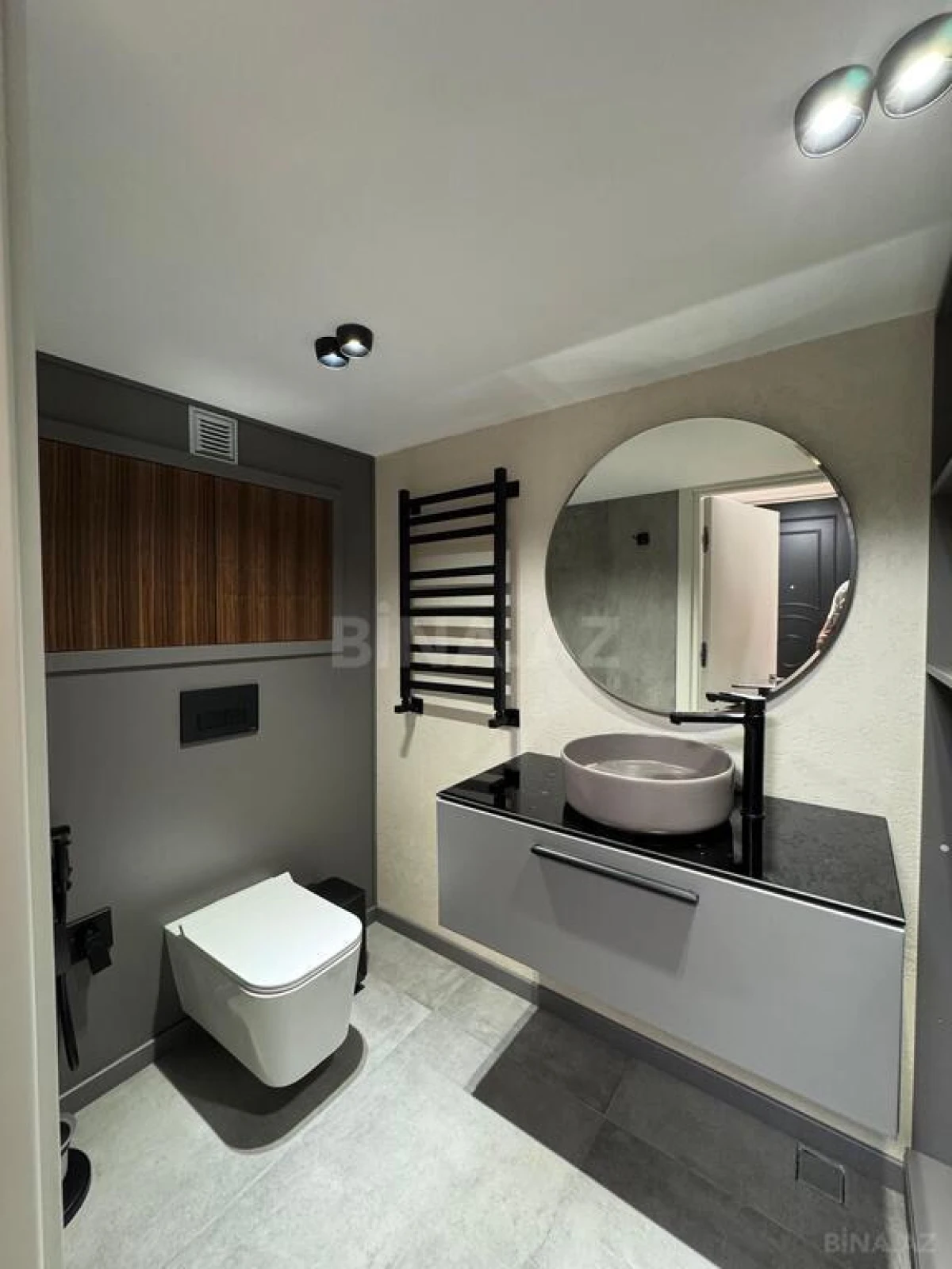 Kirayə verilir 3 otaqlı mənzil 120 m²