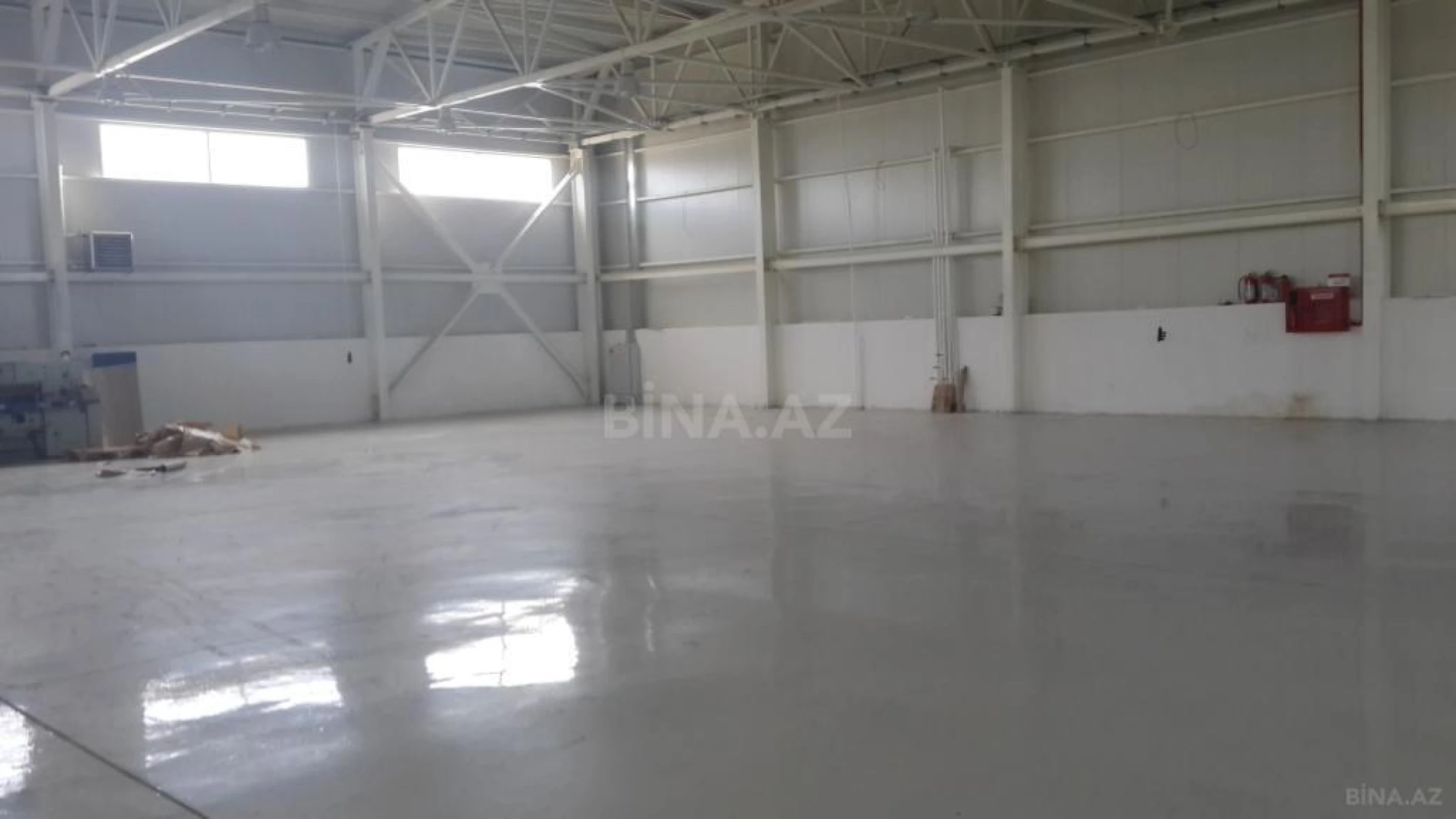 Kirayə verilir obyekt 2000 m²