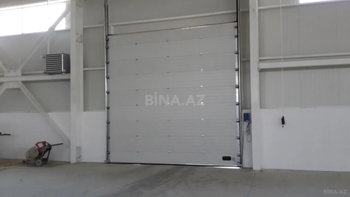 Kirayə verilir obyekt 2000 m²