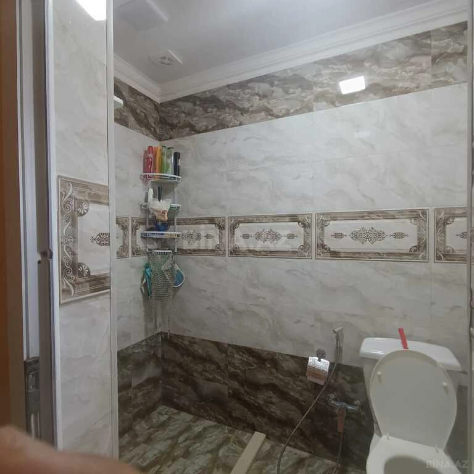 Satılır 5 otaqlı həyət evi 121 m²