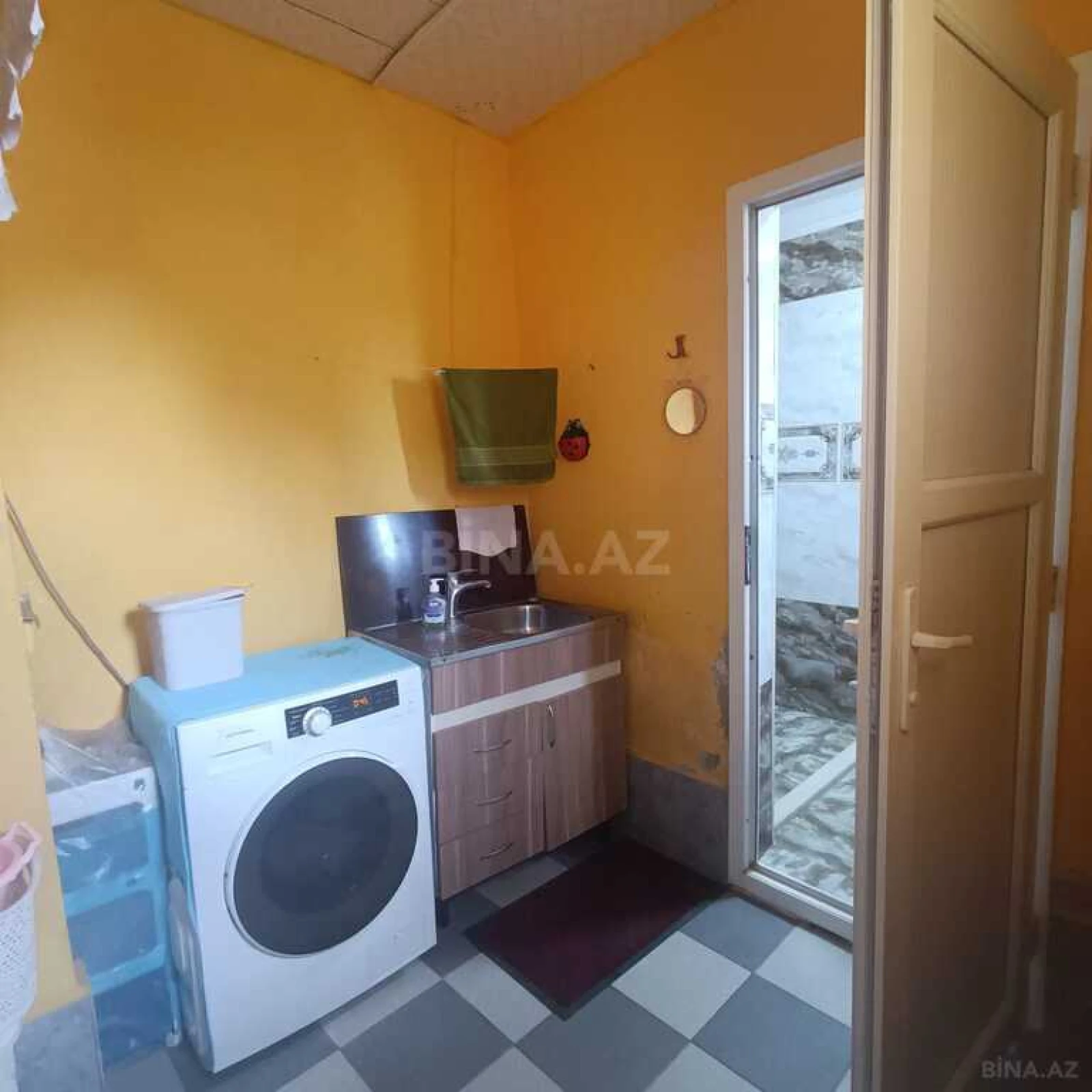 Satılır 5 otaqlı həyət evi 121 m²