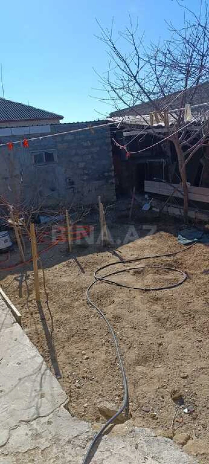 Satılır 5 otaqlı həyət evi 121 m²