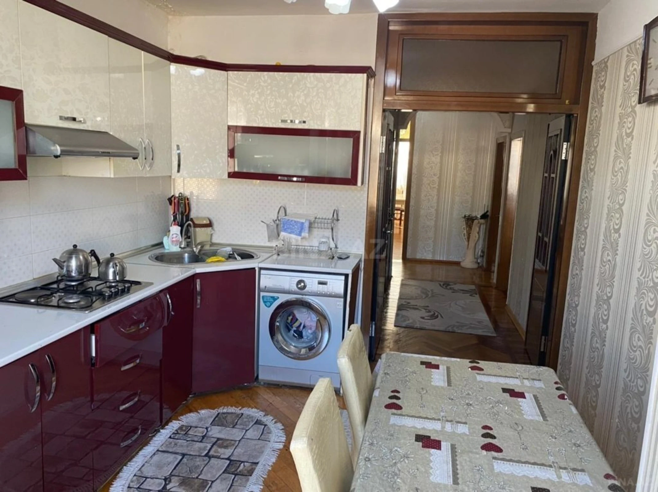 Satılır 2 otaqlı mənzil 60 m²