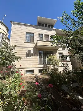 Satılır 6 otaqlı həyət evi 500 m² — Bakı, Nizami 6 otaq 500.00 m²