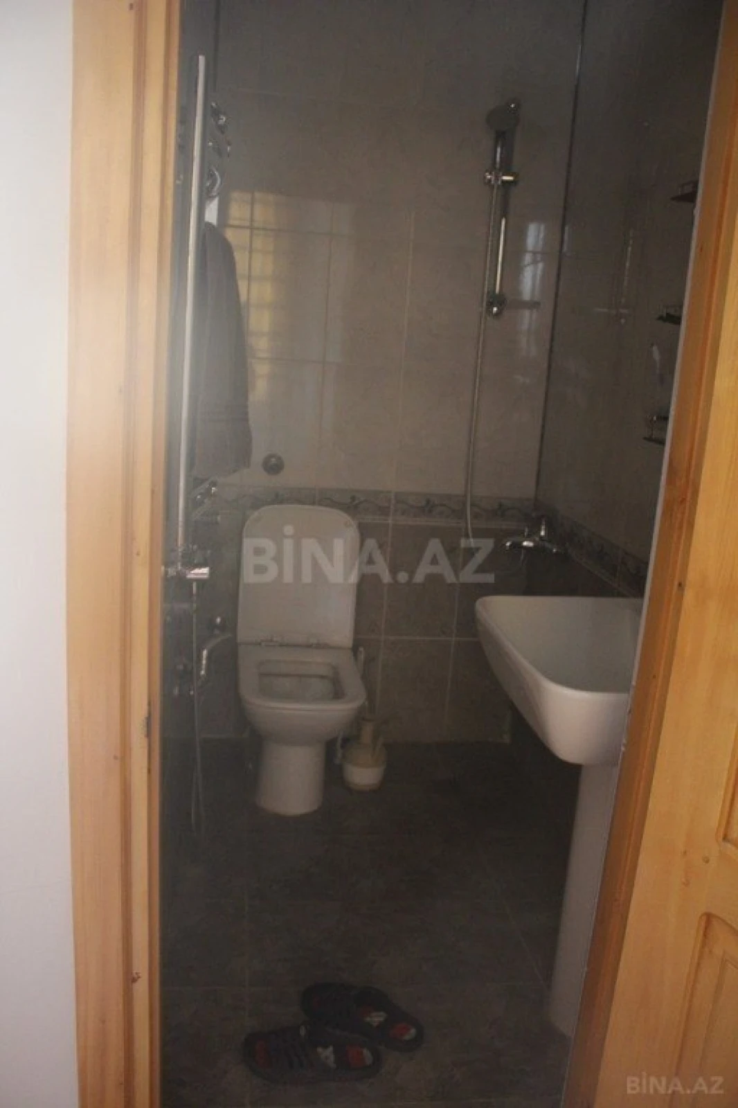 Satılır 6 otaqlı həyət evi 500 m²