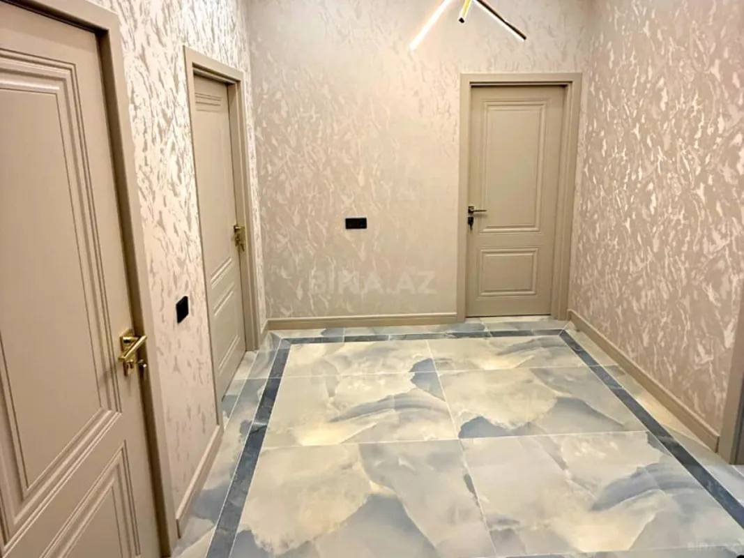 Satılır 3 otaqlı mənzil 70 m²