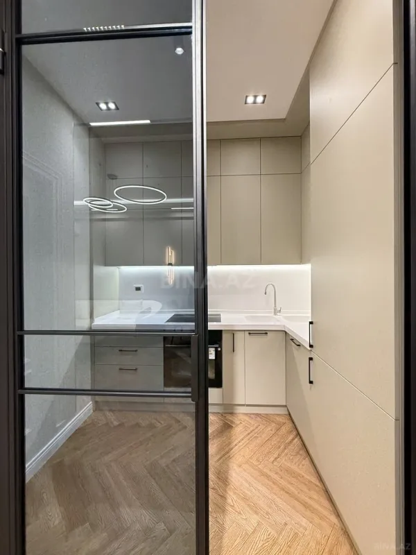 Satılır 2 otaqlı mənzil 68 m²