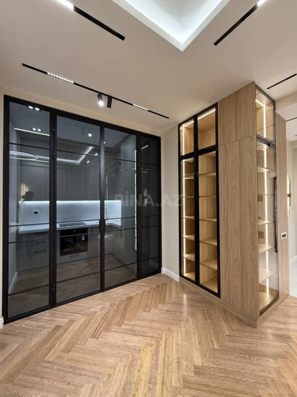 Satılır 2 otaqlı mənzil 68 m²