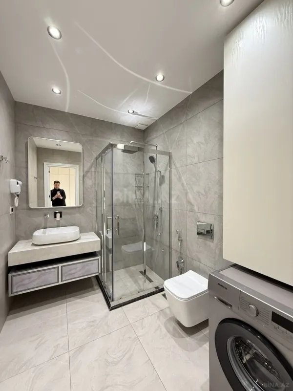 Satılır 2 otaqlı mənzil 68 m²