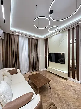 Satılır 2 otaqlı mənzil 68 m²