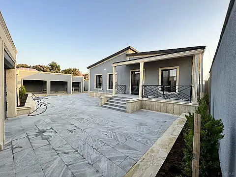 Satılır 4 otaqlı həyət evi 170 m² — Bakı 4 otaq 170.00 m²