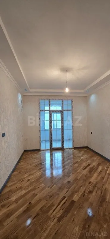 Satılır 2 otaqlı mənzil 70 m²