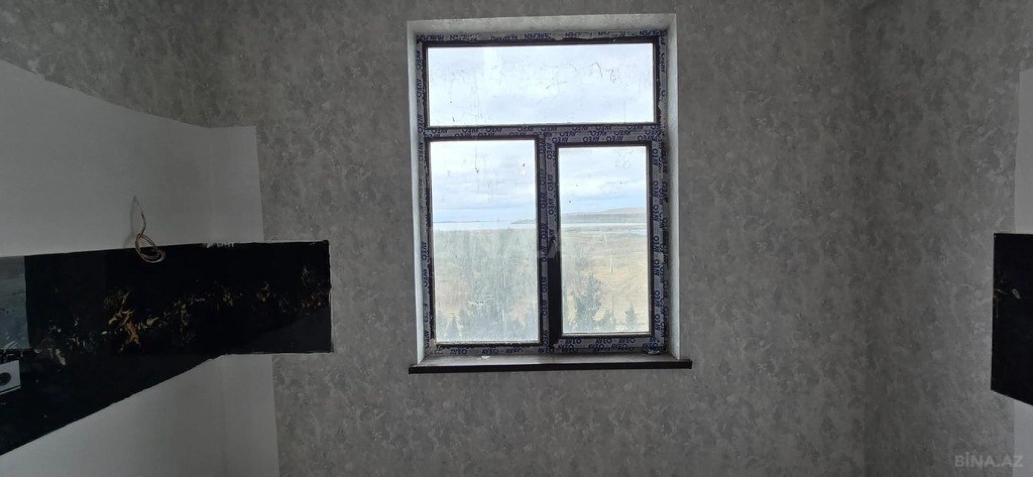 Satılır 2 otaqlı mənzil 70 m²