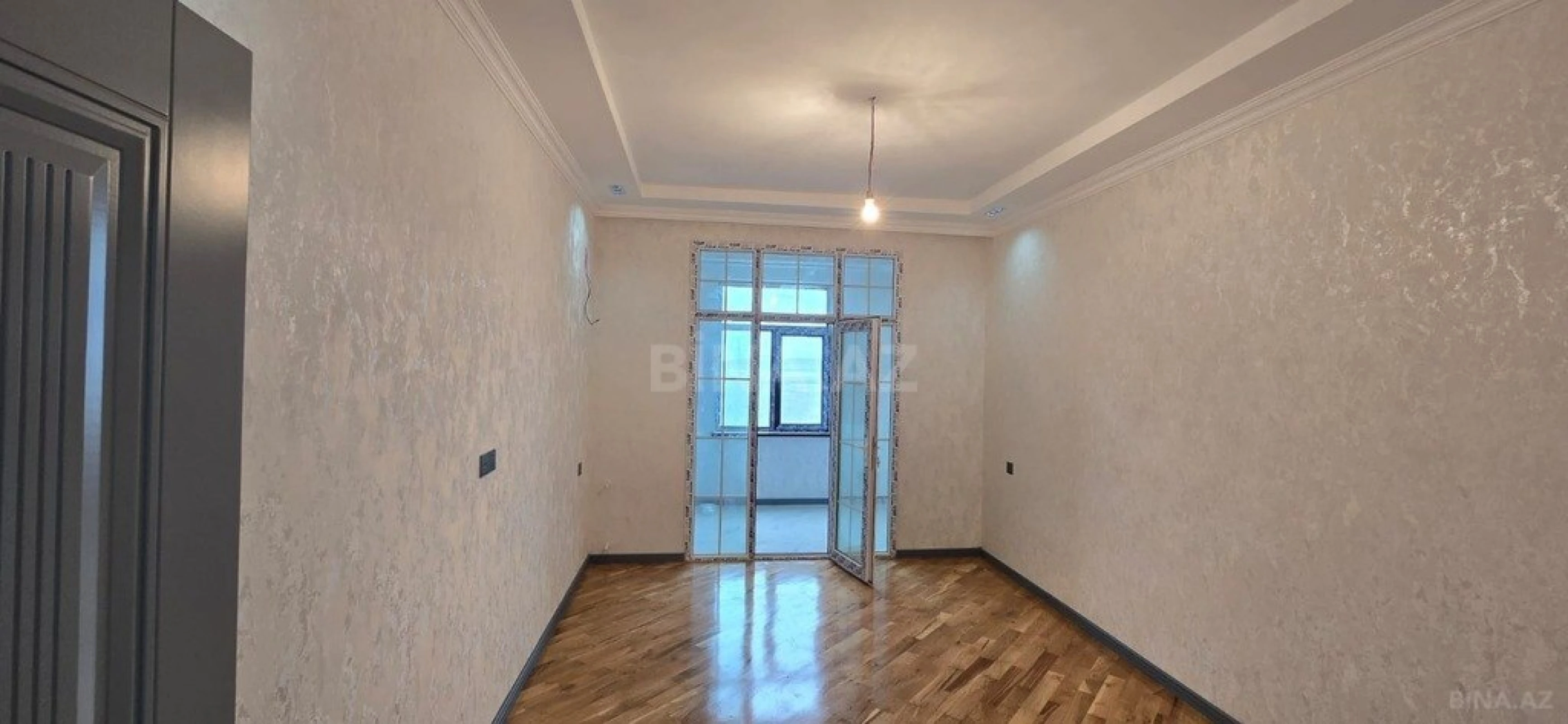 Satılır 2 otaqlı mənzil 70 m²
