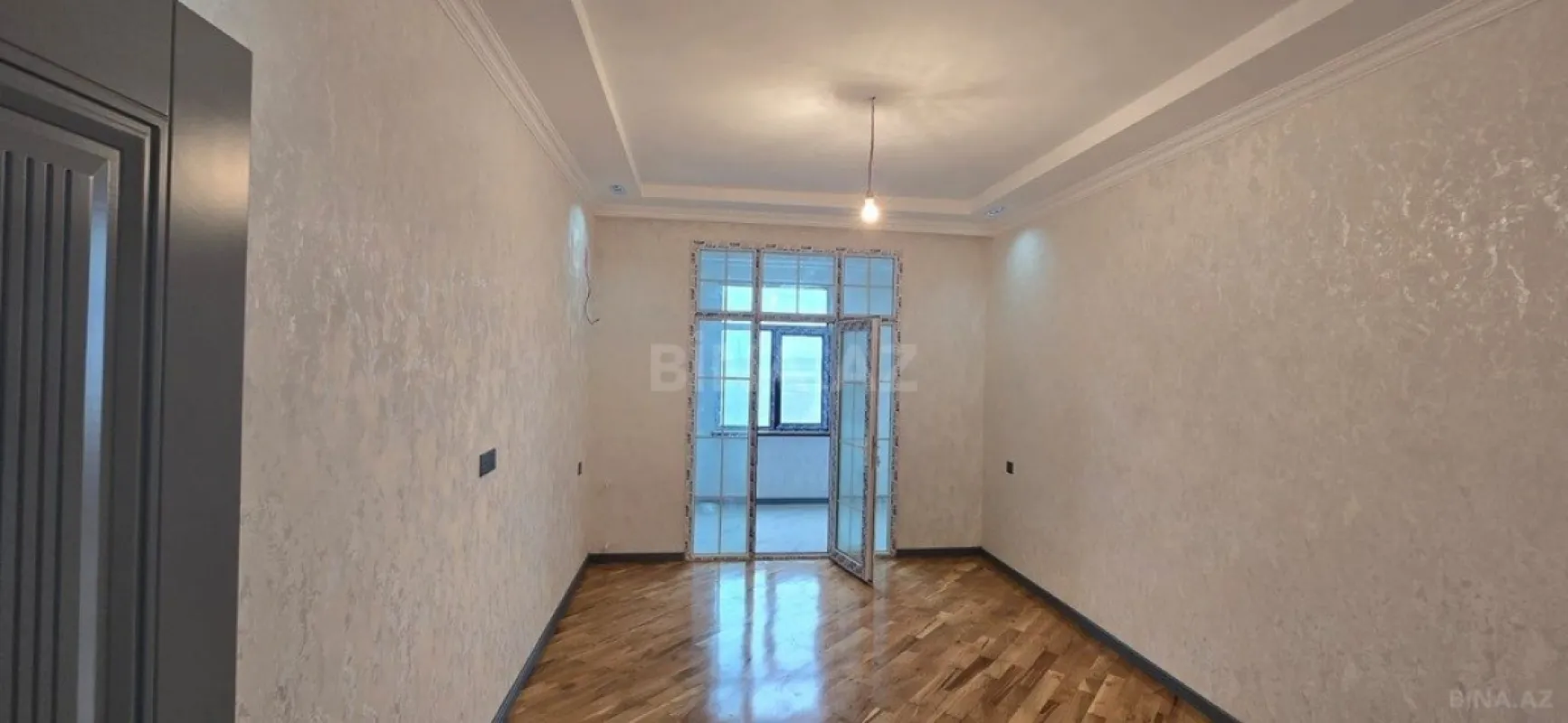 Satılır 2 otaqlı mənzil 70 m²