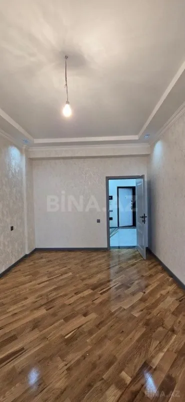 Satılır 2 otaqlı mənzil 70 m²