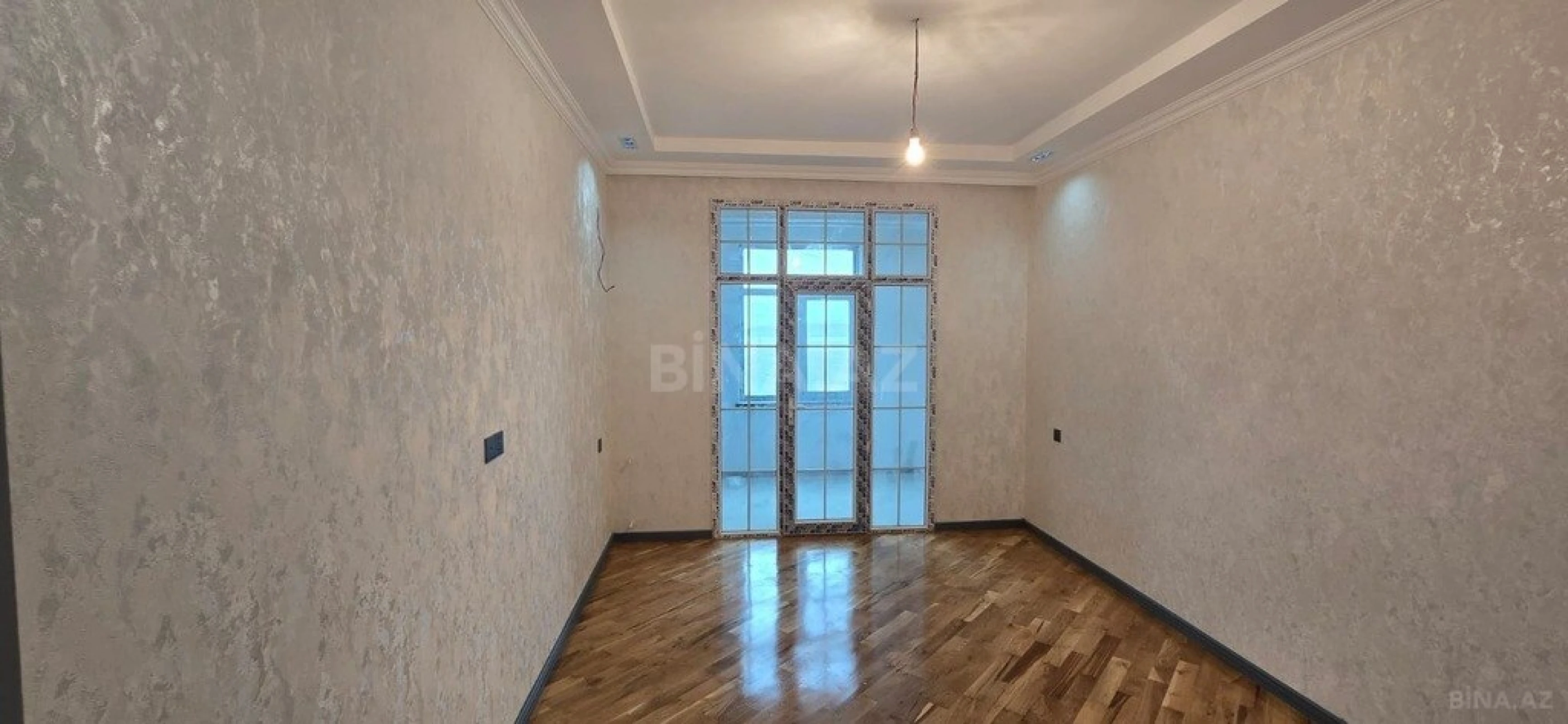 Satılır 2 otaqlı mənzil 70 m²