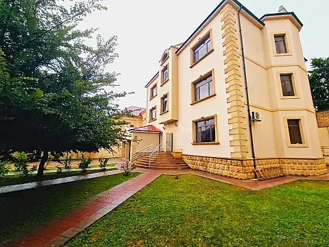 Kirayə verilir 15 otaqlı ofis 700 m²