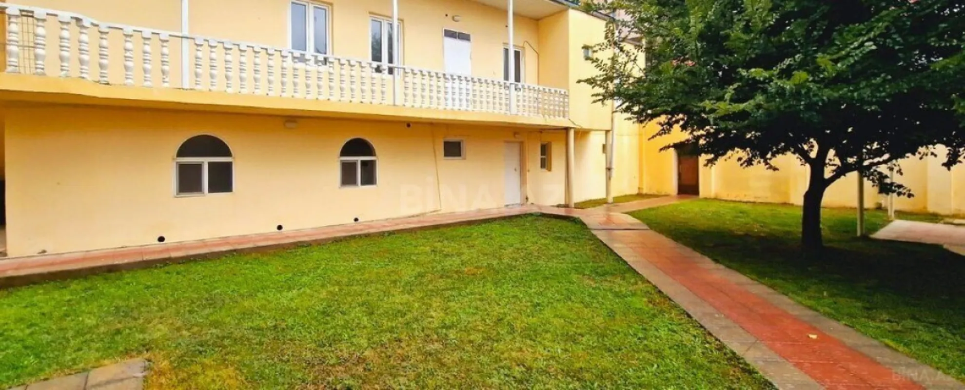 Kirayə verilir 15 otaqlı ofis 700 m²