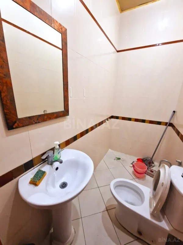 Kirayə verilir 15 otaqlı ofis 700 m²