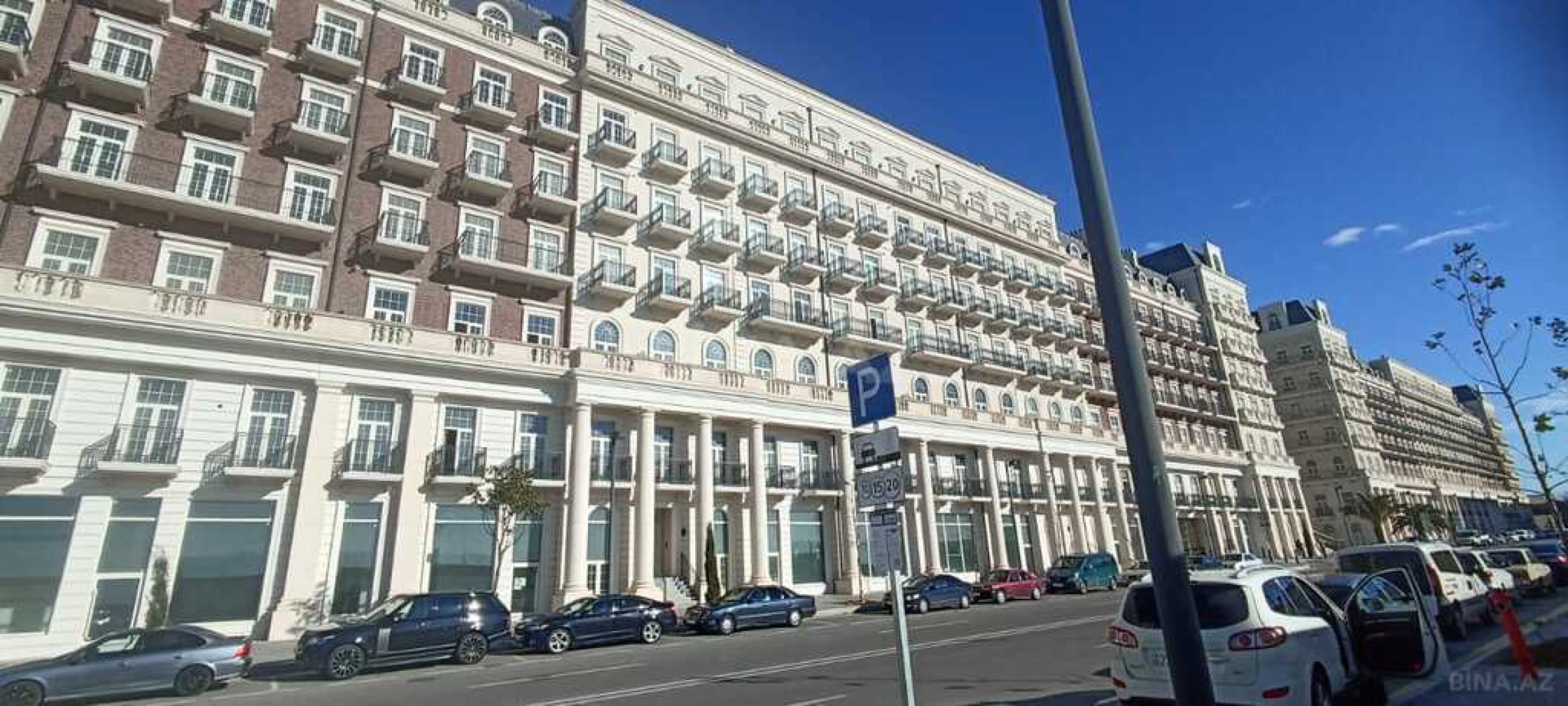 Satılır 3 otaqlı mənzil 124 m²