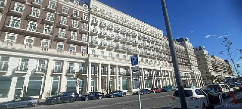 Satılır 3 otaqlı mənzil 124 m²